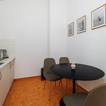 Apartment Dachgeschoss Mit Meerblick, Privatparkplatz Und Waschmaschine Crikvenica