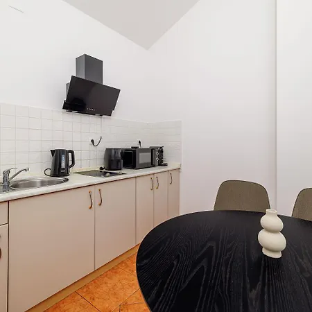 Apartment Dachgeschoss Mit Meerblick, Privatparkplatz Und Waschmaschine *