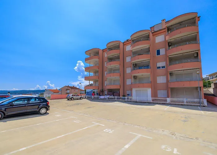 アパート Dachgeschoss Mit Meerblick, Privatparkplatz Und Waschmaschine