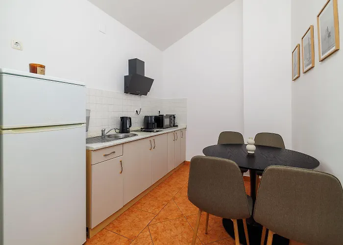 Dachgeschoss Mit Meerblick, Privatparkplatz Und Waschmaschine 아파트