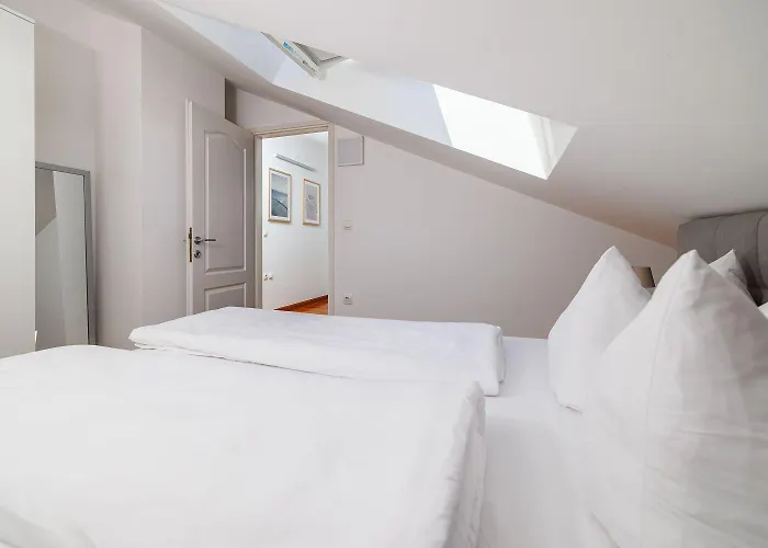 Dachgeschoss Mit Meerblick, Privatparkplatz Und Waschmaschine 크리크베니카